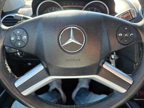 Used 2010 Mercedes-Benz ML 350 4MATIC w/ Premium 1 Pkg image 16