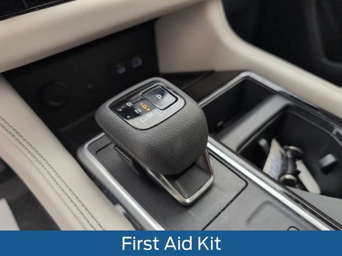 Used 2022 Nissan Pathfinder Platinum w/ Cargo Package image 35