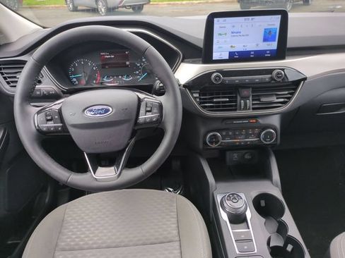 Used 2022 Ford Escape SE w/ SE Sport Appearance Package AWD/4WD image 28