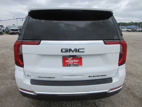 New 2026 GMC Yukon XL Elevation w/ Elevation Premium Package AWD/4WD image 5