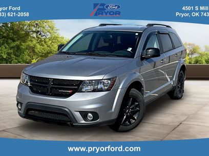 Used 2019 Dodge Journey SE w/ Blacktop Package
