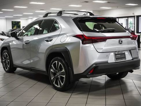 Certified 2023 Lexus UX 250h FWD image 8