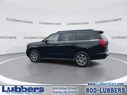 Used 2025 Ford Expedition Active image 6