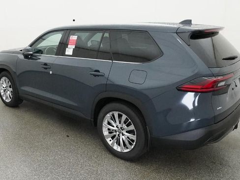 New 2026 Toyota Grand Highlander AWD image 5