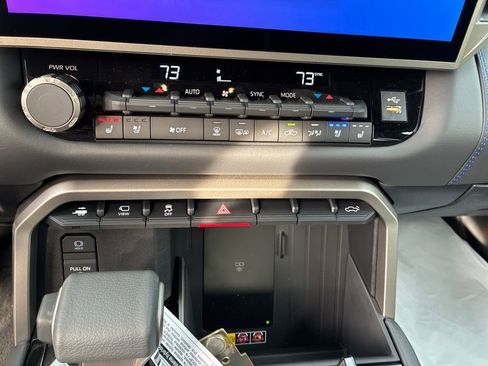 New 2026 Toyota Tundra Platinum image 22