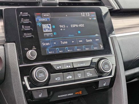 Certified 2020 Honda Civic EX image 28