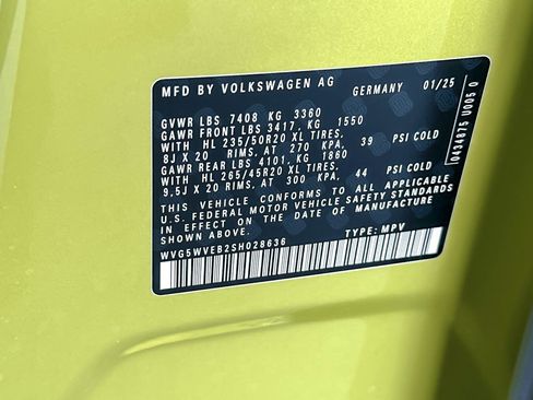 New 2025 Volkswagen ID. Buzz 1st Edition image 25