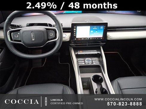 Certified 2025 Lincoln Nautilus Premier w/ Equipment Group 102A image 11