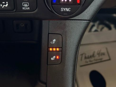 Used 2018 GMC Acadia SLE w/ Driver Alert Package I image 31