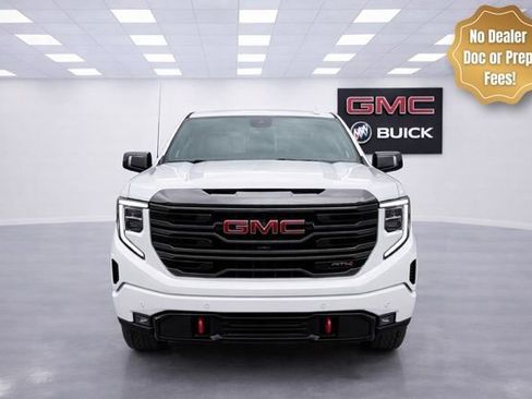 Used 2023 GMC Sierra 1500 AT4 AWD/4WD image 2