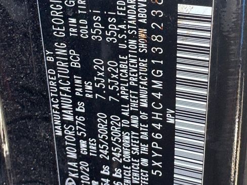 Certified 2021 Kia Telluride S image 9