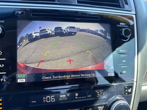 Used 2018 Subaru Legacy 2.5i Limited image 16