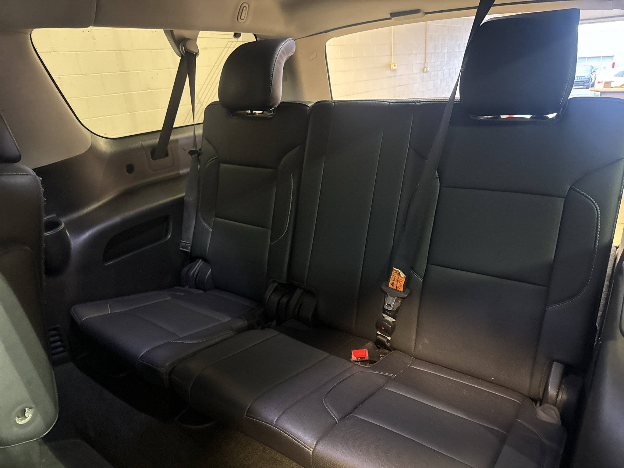 Used 2018 GMC Yukon XL SLT w/ Premium Edition AWD/4WD image 30