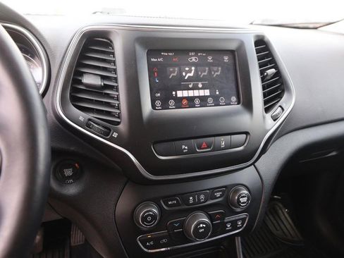 Used 2021 Jeep Cherokee Latitude Lux w/ Sun & Sound Group image 13