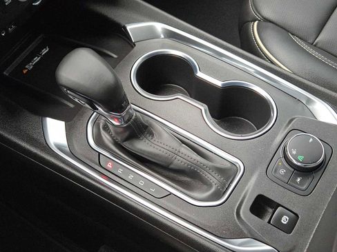 Certified 2023 Chevrolet Traverse Premier w/ Redline Edition image 20