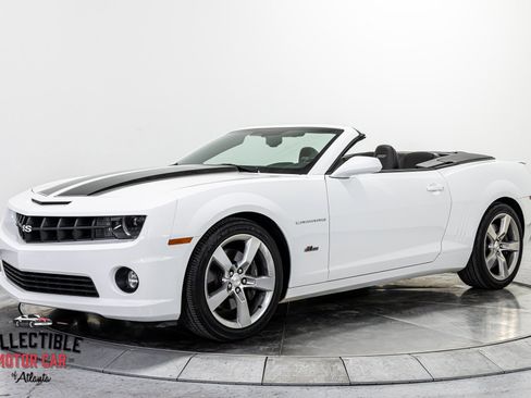 Used 2011 Chevrolet Camaro SS w/ RS Package image 16