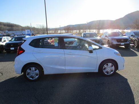 Certified 2019 Honda Fit LX image 4