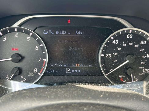 Used 2025 Nissan Frontier S RWD image 13