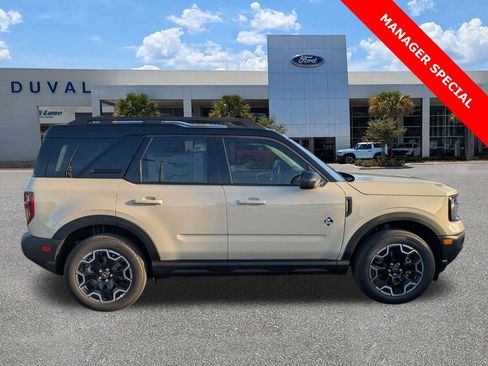 New 2025 Ford Bronco Sport Outer Banks image 3