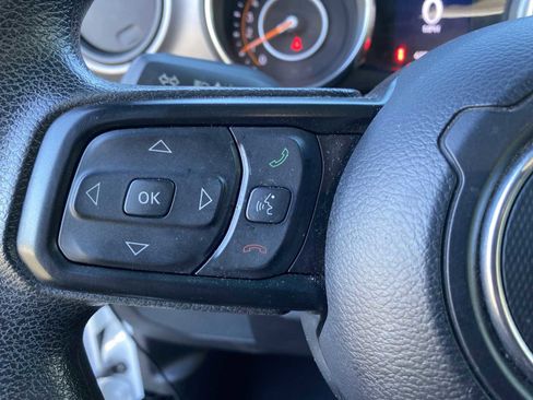 Used 2021 Jeep Wrangler Sport image 17