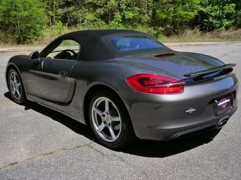 Used 2016 Porsche Boxster image 25