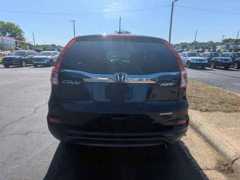 Used 2016 Honda CR-V SE image 6