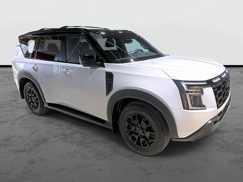 Used 2025 Nissan Armada PRO-4X AWD/4WD image 5