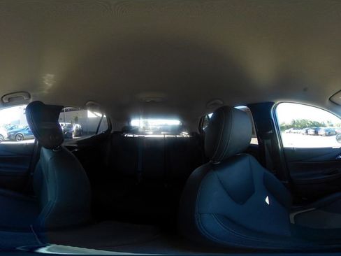 Used 2025 Buick Encore GX Preferred image 40