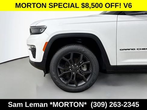 New 2025 Jeep Grand Cherokee Limited w/ Trailer Tow Package AWD/4WD image 32