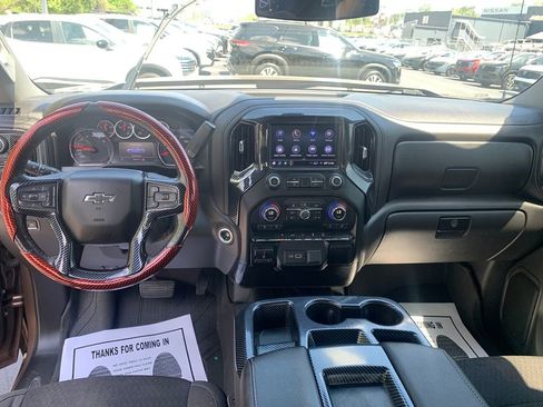 Used 2019 Chevrolet Silverado 1500 RST image 20