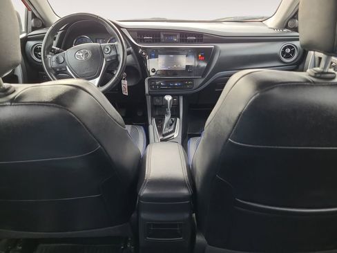 Used 2019 Toyota Corolla SE FWD image 10