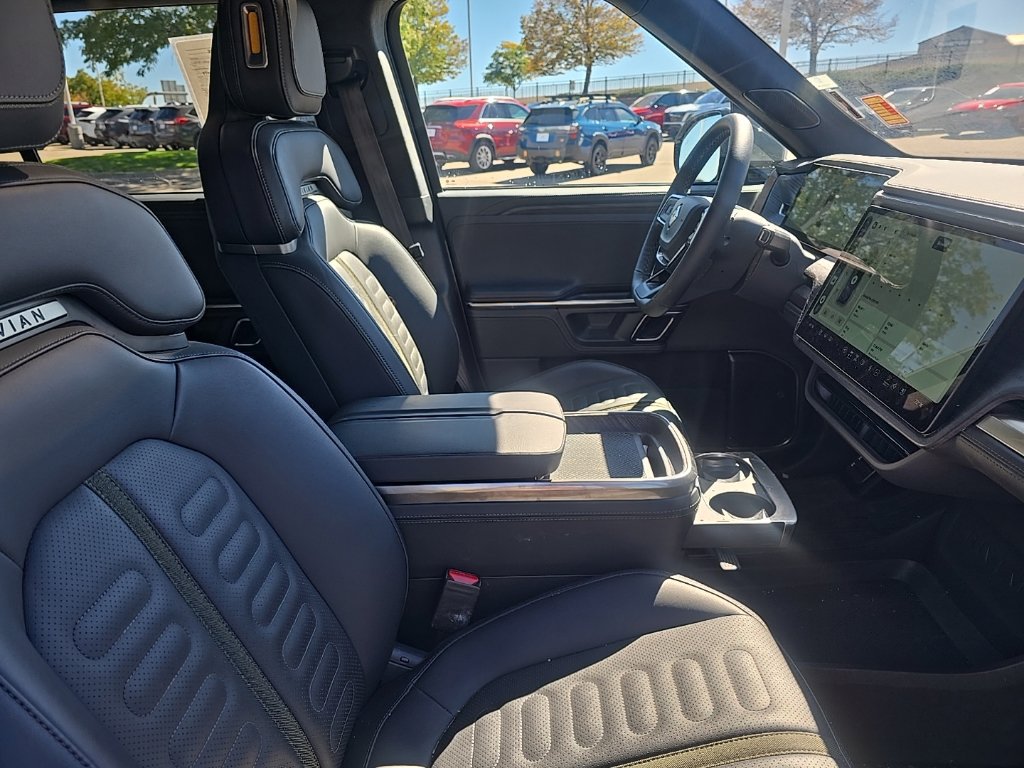 Used 2023 Rivian R1S Adventure Dual AWD/4WD image 11