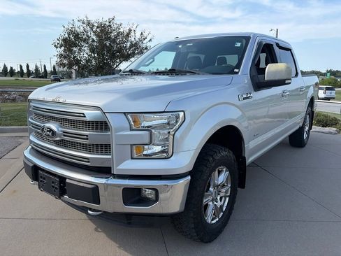 Used 2015 Ford F150 XLT w/ Equipment Group 302A Luxury AWD/4WD image 4