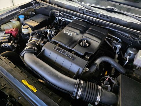 Used 2022 Nissan Frontier PRO-4X w/ Technology Package AWD/4WD image 44
