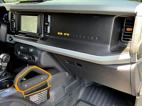 Used 2022 Ford Bronco Badlands image 22