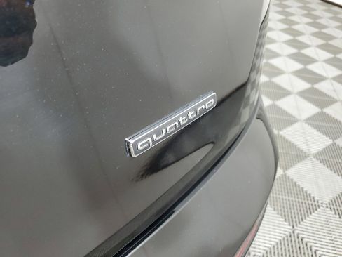 Used 2025 Audi Q5 Prestige AWD/4WD image 8