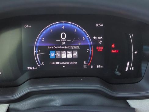 Used 2026 Toyota Corolla Cross L image 29