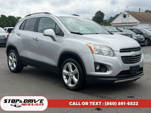 Used 2016 Chevrolet Trax LTZ AWD/4WD image 3