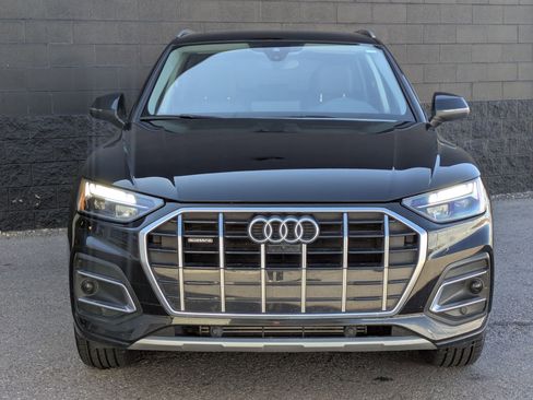 Used 2023 Audi Q5 Premium Plus w/ Premium Plus Package image 2