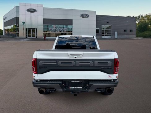 Used 2019 Ford F150 Raptor w/ Equipment Group 802A Luxury AWD/4WD image 10