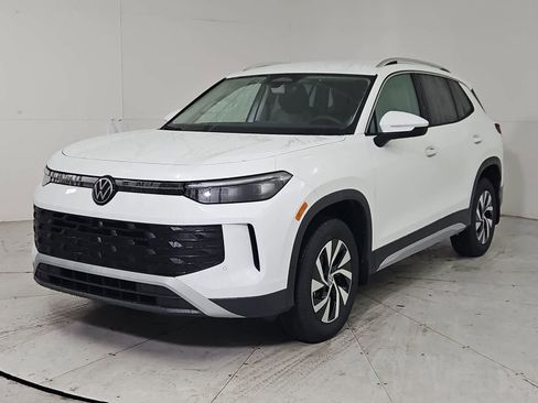 New 2026 Volkswagen Tiguan S AWD/4WD image 1