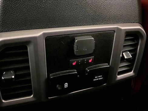 Used 2022 Ford F450 Platinum w/ FX4 Off-Road Package image 32