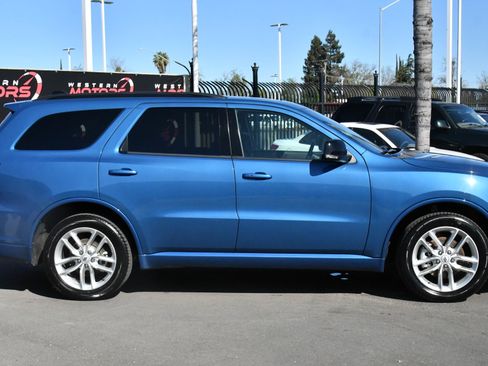 Used 2025 Dodge Durango GT AWD/4WD image 9