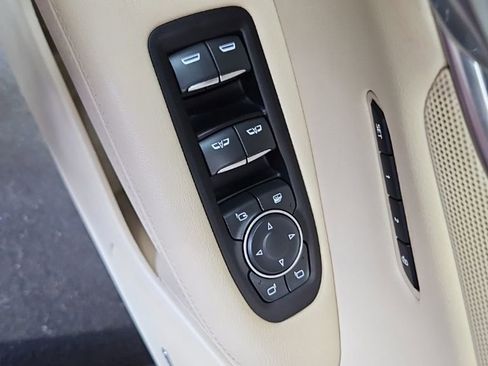 Used 2019 Cadillac XT5 Luxury AWD/4WD image 27