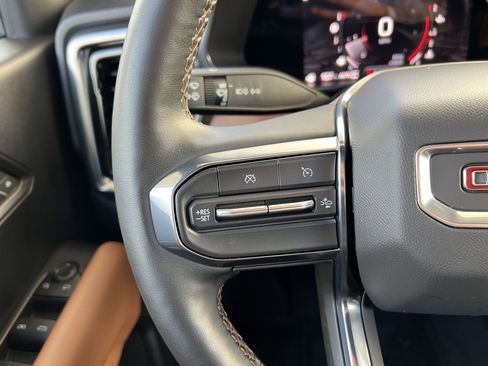 Used 2023 GMC Canyon AT4 w/ AT4 Premium Package image 23