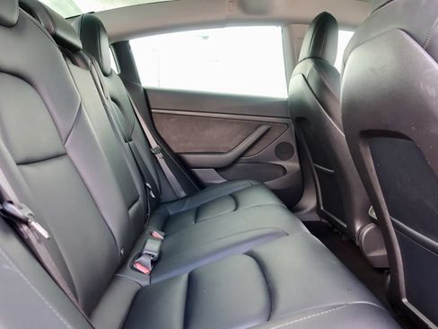 Used 2021 Tesla Model 3 Long Range AWD/4WD image 19