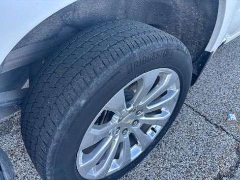 Used 2019 Chevrolet Silverado 1500 High Country w/ Trailer Camera Package image 4