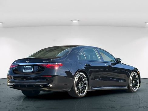 Certified 2025 Mercedes-Benz S 580 4MATIC Sedan image 7