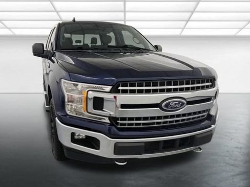 Used 2019 Ford F150 XLT w/ Equipment Group 302A Luxury AWD/4WD image 2