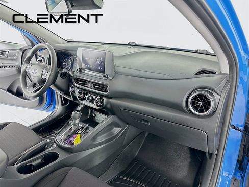 Used 2022 Hyundai Kona SEL image 32